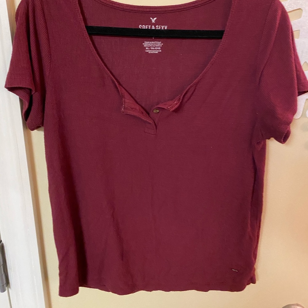 American Eagle Crop Top